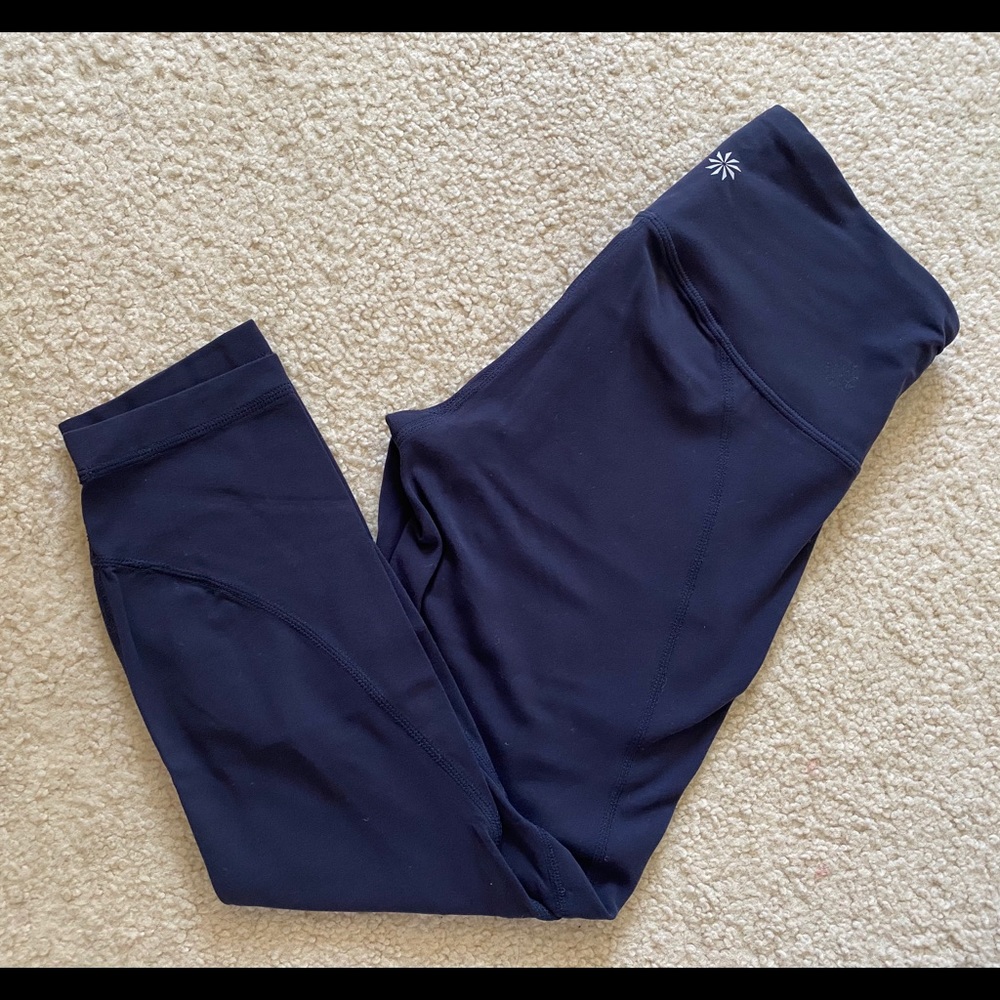 Athleta Salutation 21” Capri Legging in Navy Blue
